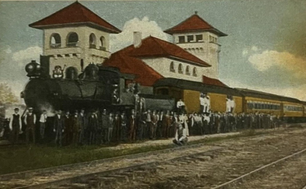 Train Depot at end of Proctor St during height of operation